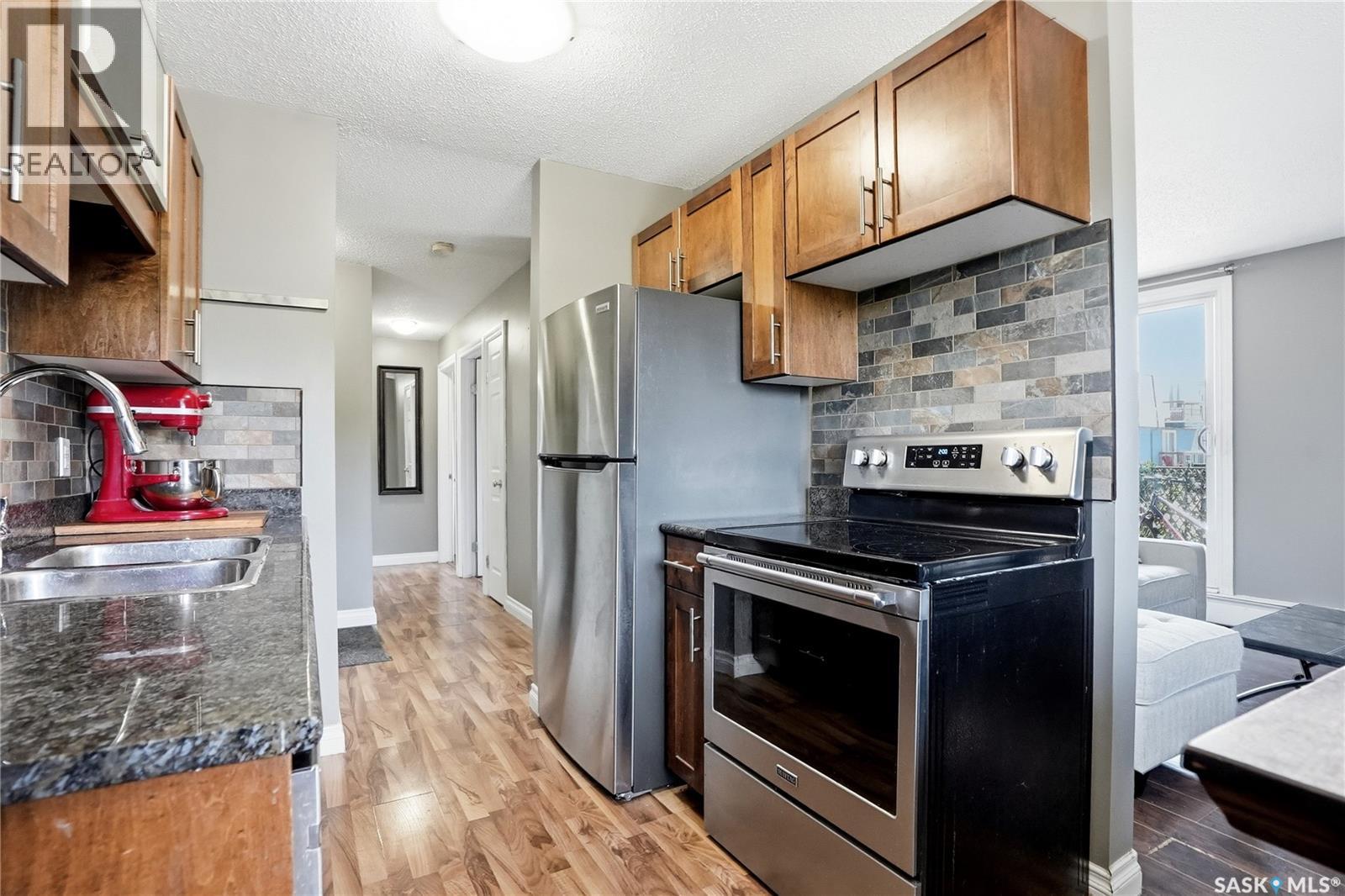 #7 115 Acadia DRIVE - 8