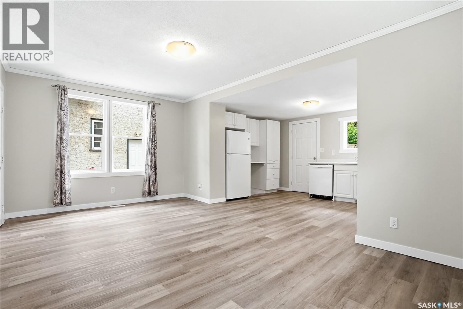 211 N AVENUE S — photo 13