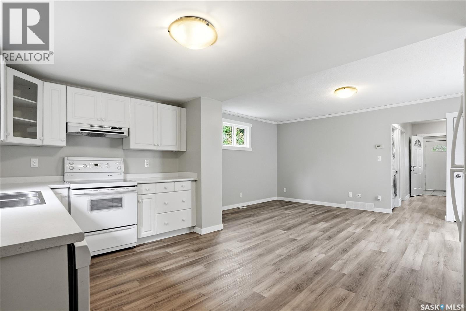 211 N AVENUE S — photo 16