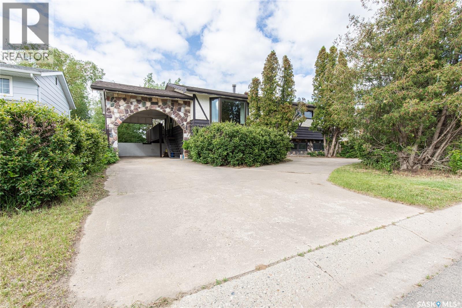 1426 Spadina STREET - 2