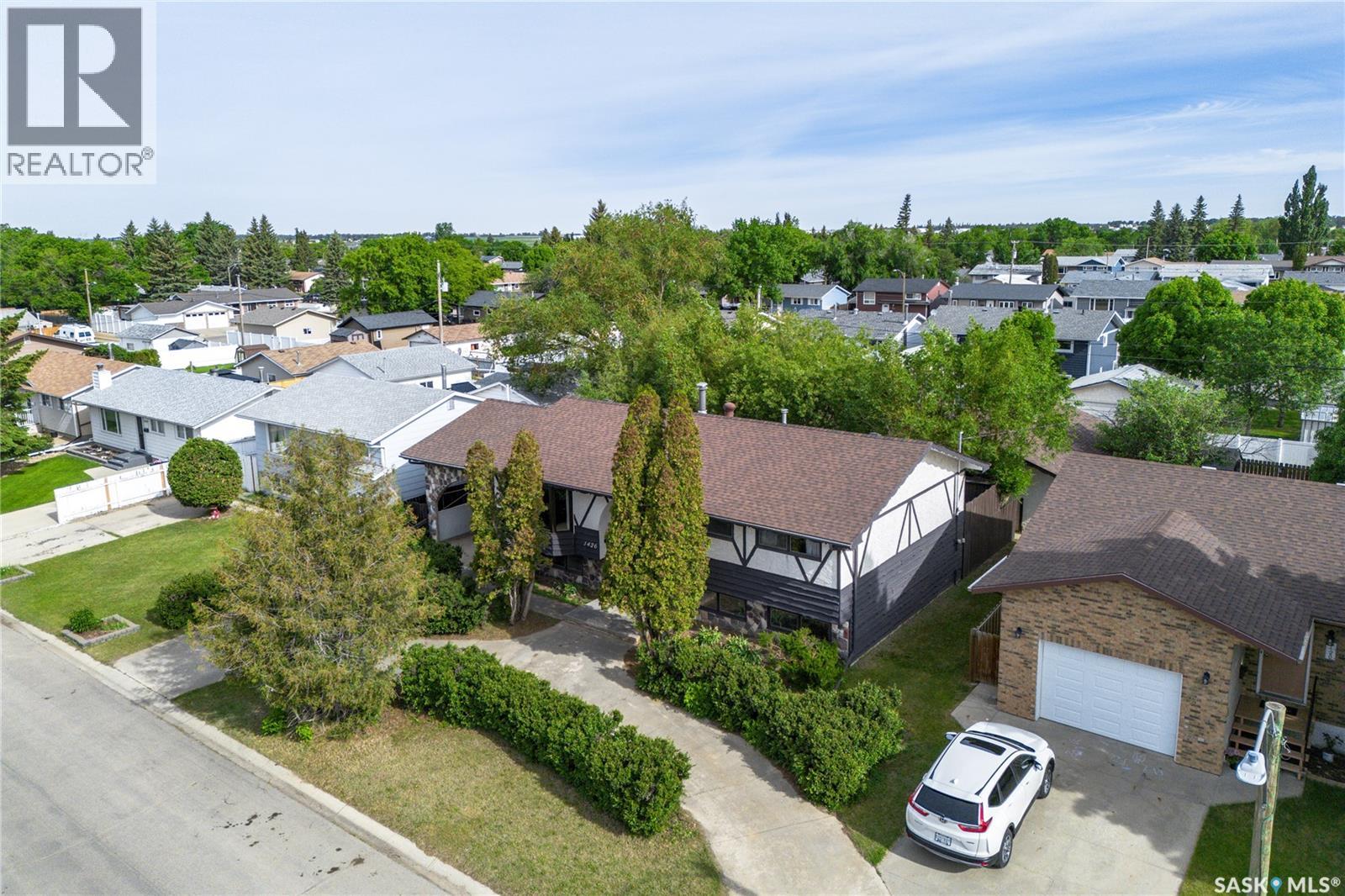 1426 Spadina STREET - 60