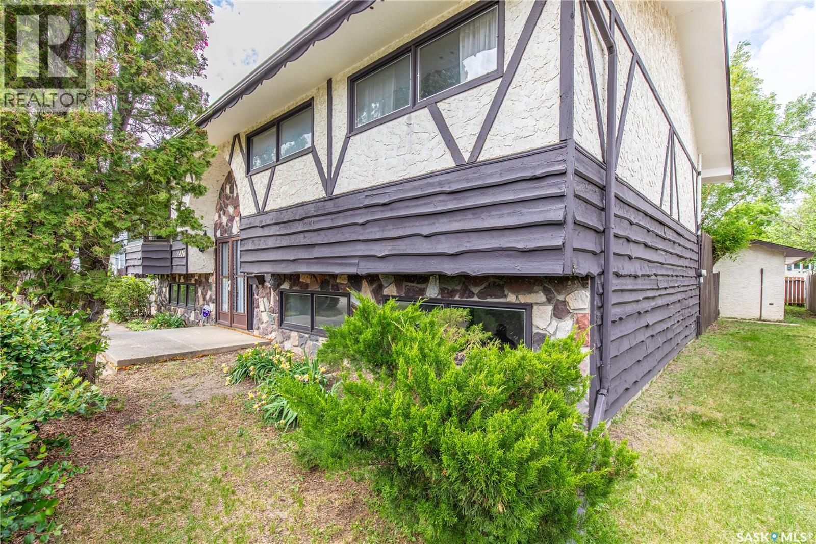 1426 Spadina STREET - 8