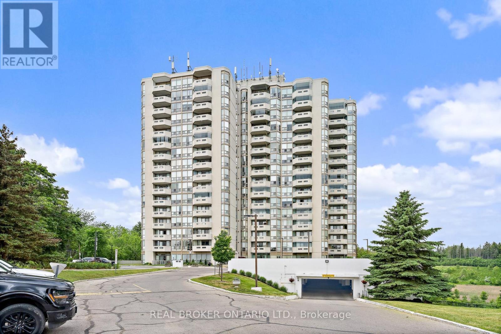 Photo of 705 - 20 MCFARLANE DRIVE, Halton Hills (Georgetown)