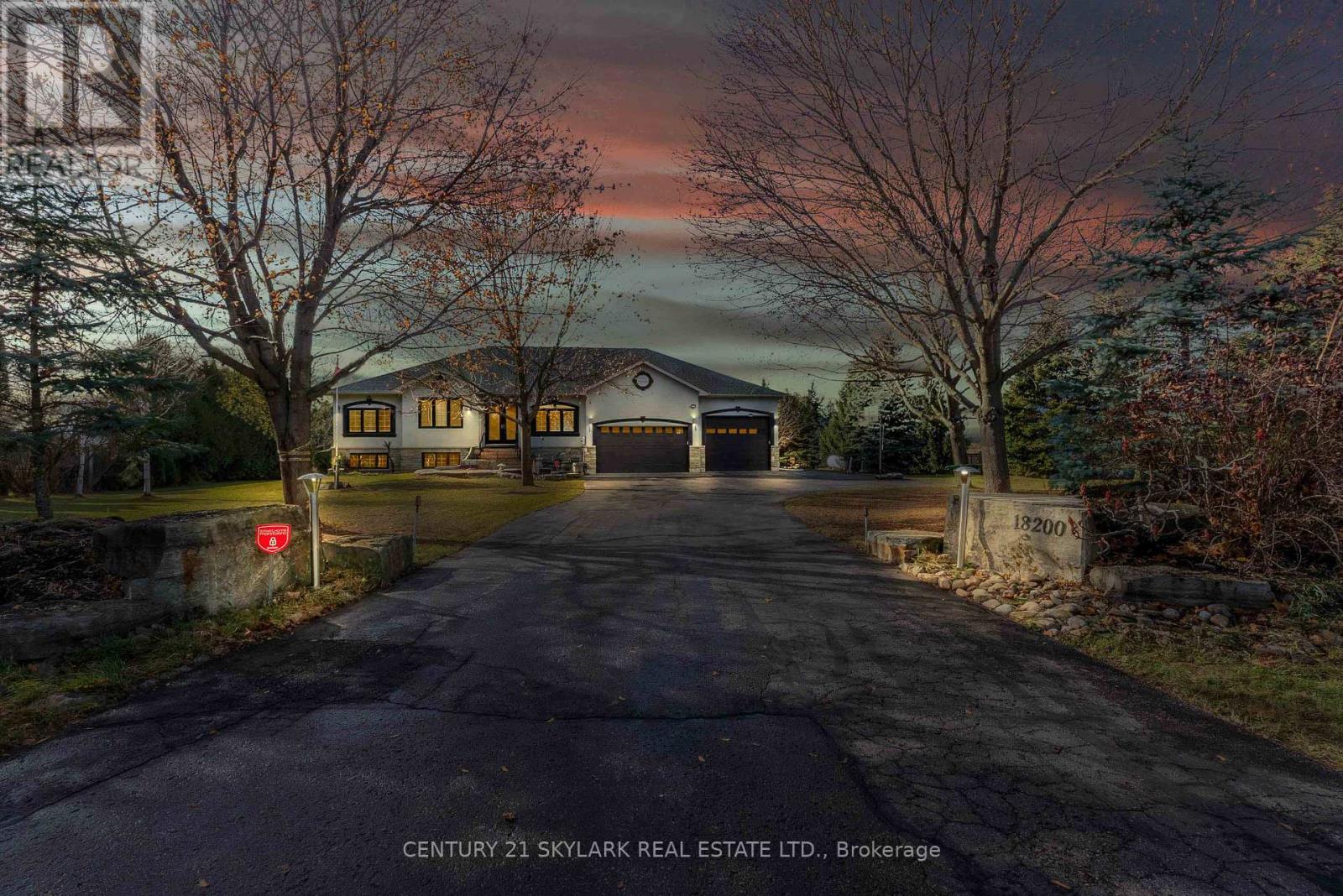 18200 MOUNTAINVIEW ROAD - 1