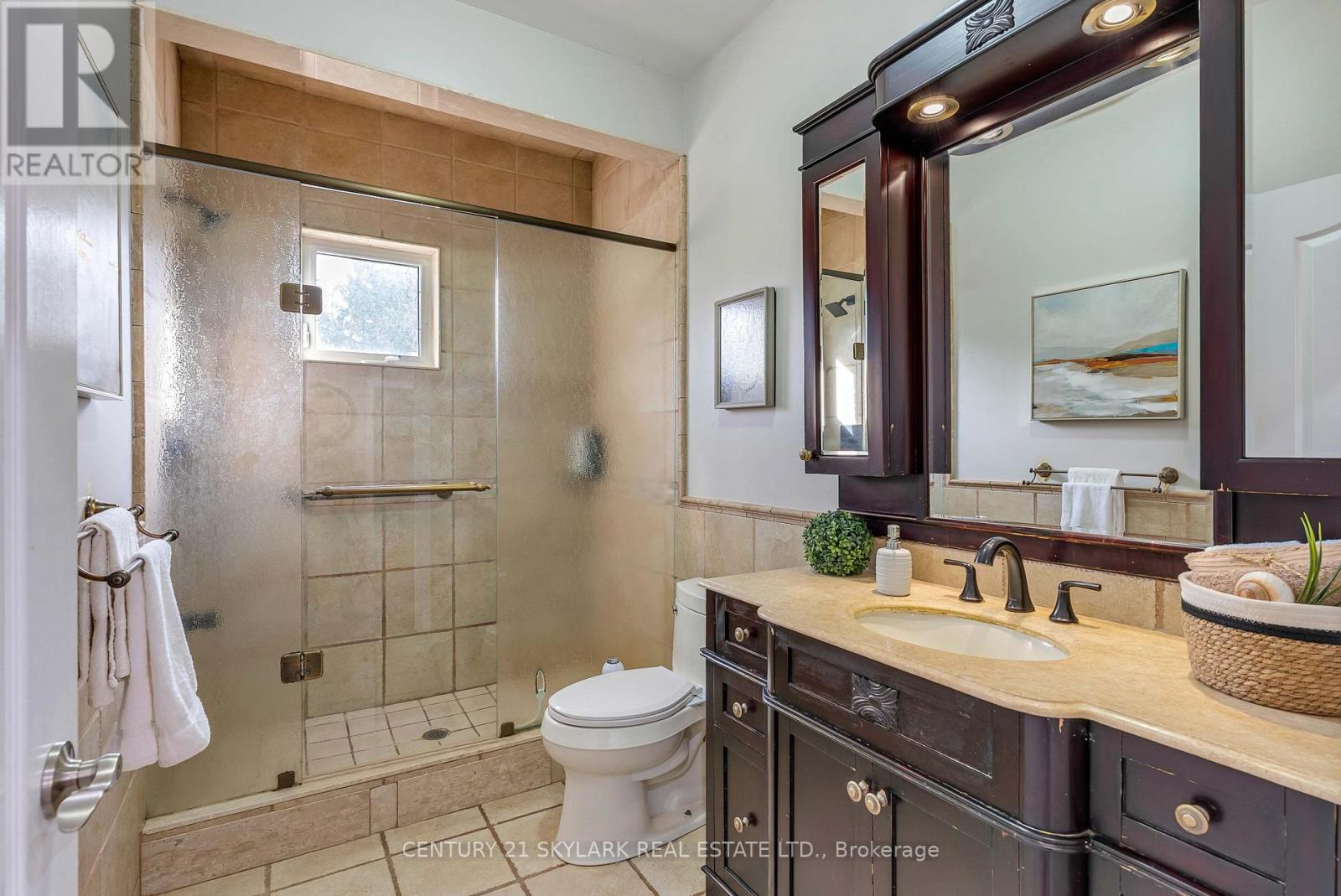 18200 MOUNTAINVIEW ROAD - 30