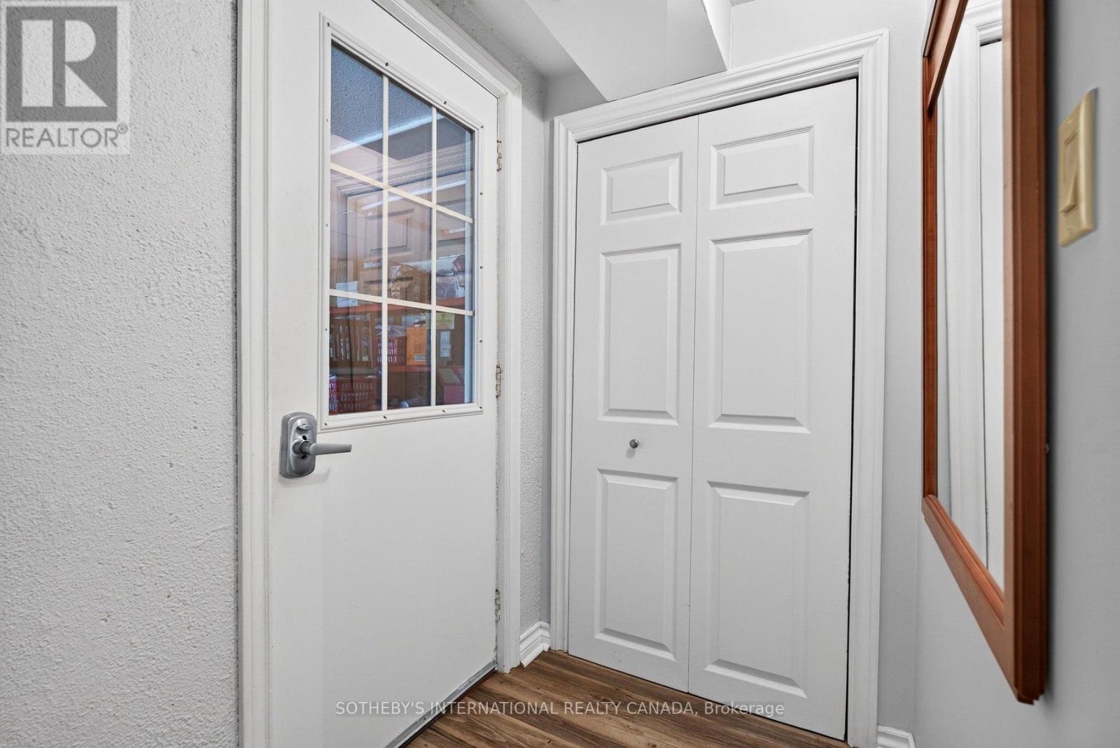 1952 EDENVALE CRESCENT - 31