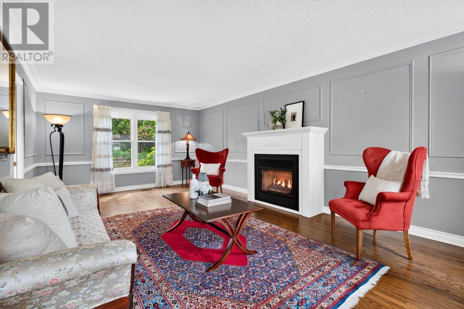1952 EDENVALE CRESCENT - 7