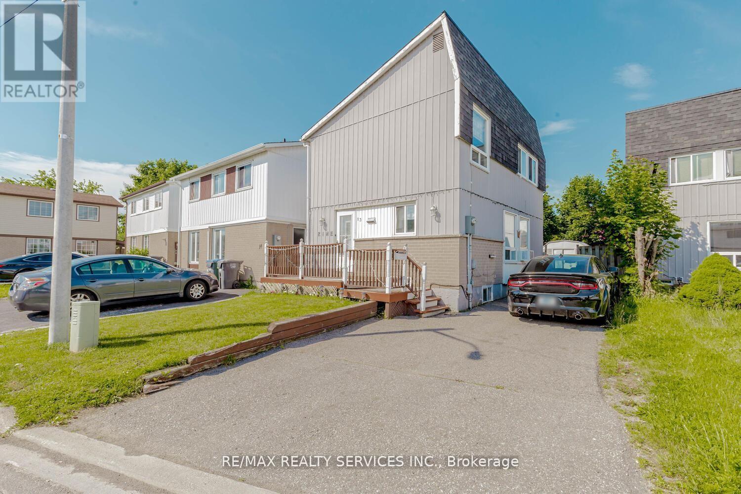 13 GREENBUSH COURT - 2