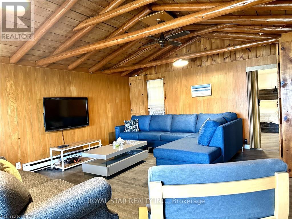 85 SIMPSON AVENUE - 18