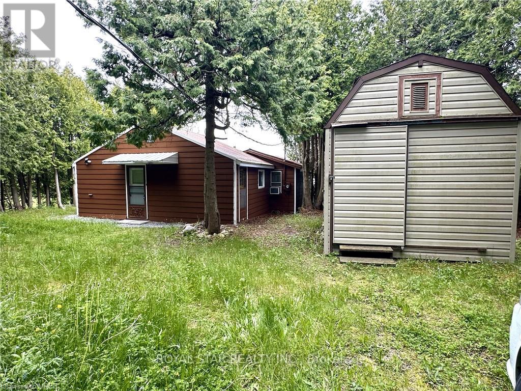 85 SIMPSON AVENUE - 6