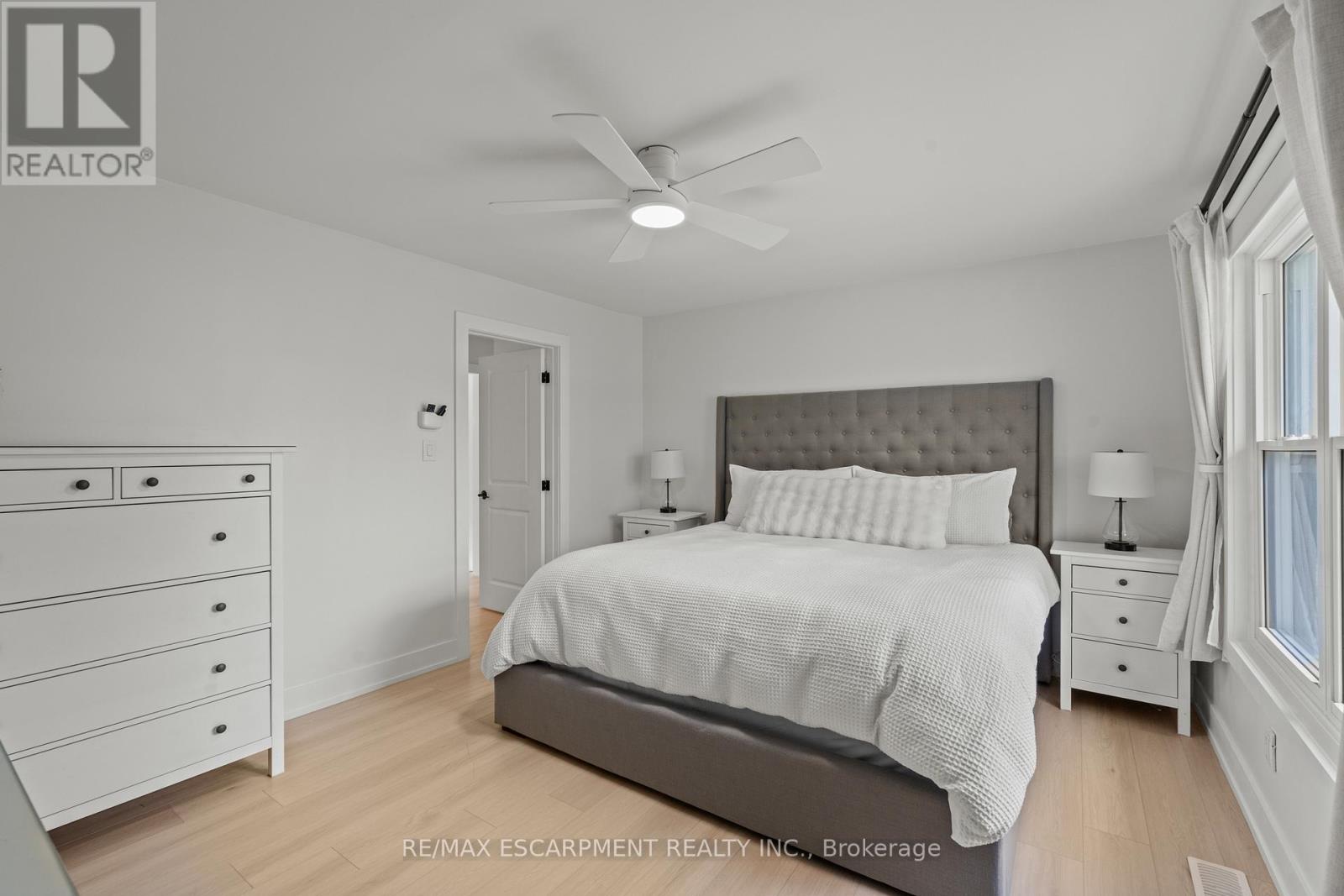 5090 BLACKHEATH ROAD - 20