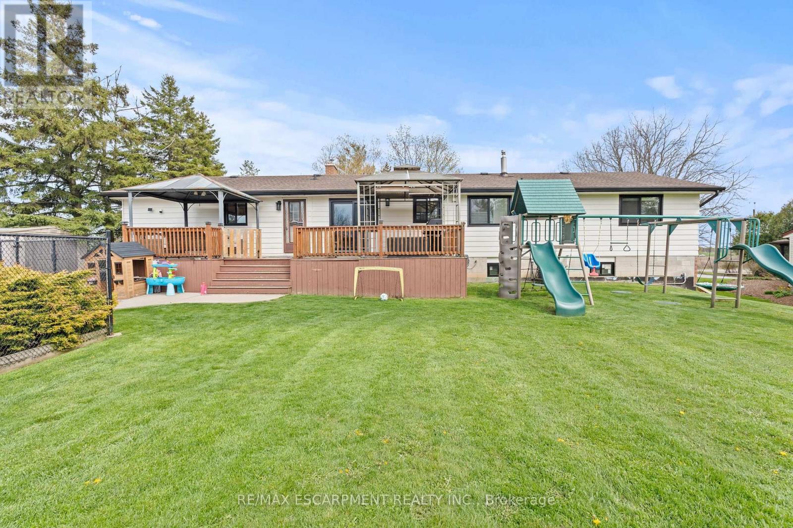 5090 BLACKHEATH ROAD - 37