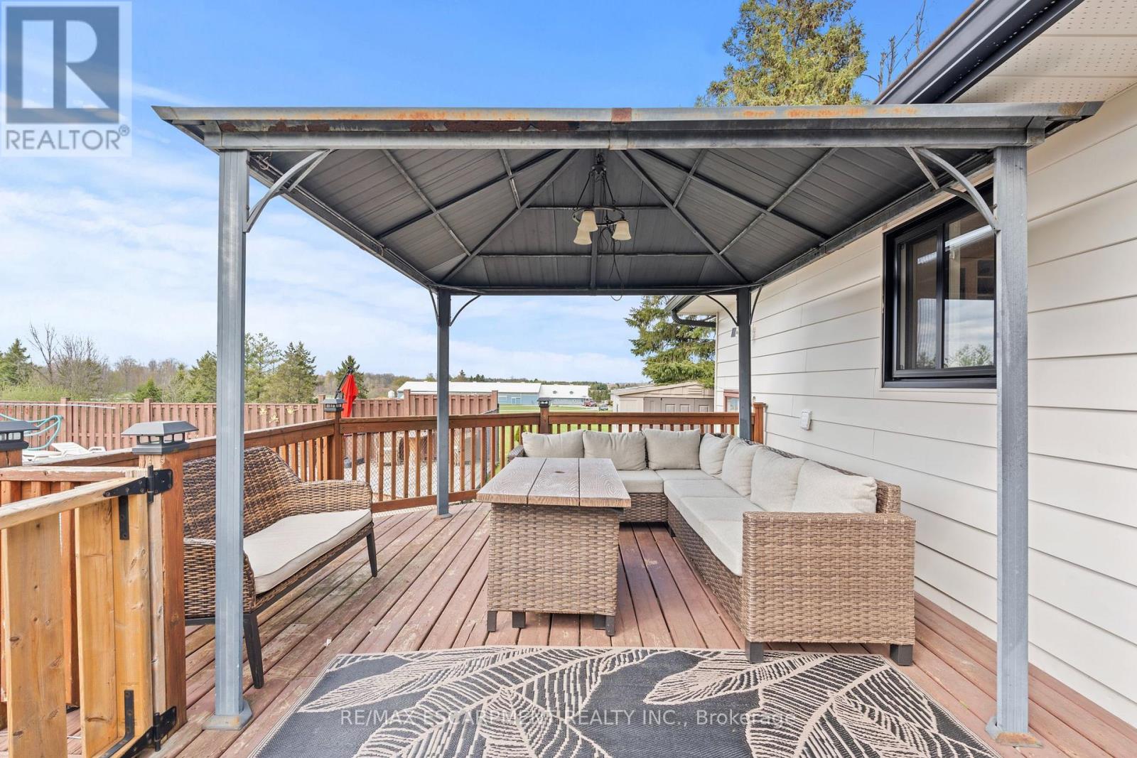 5090 BLACKHEATH ROAD - 42