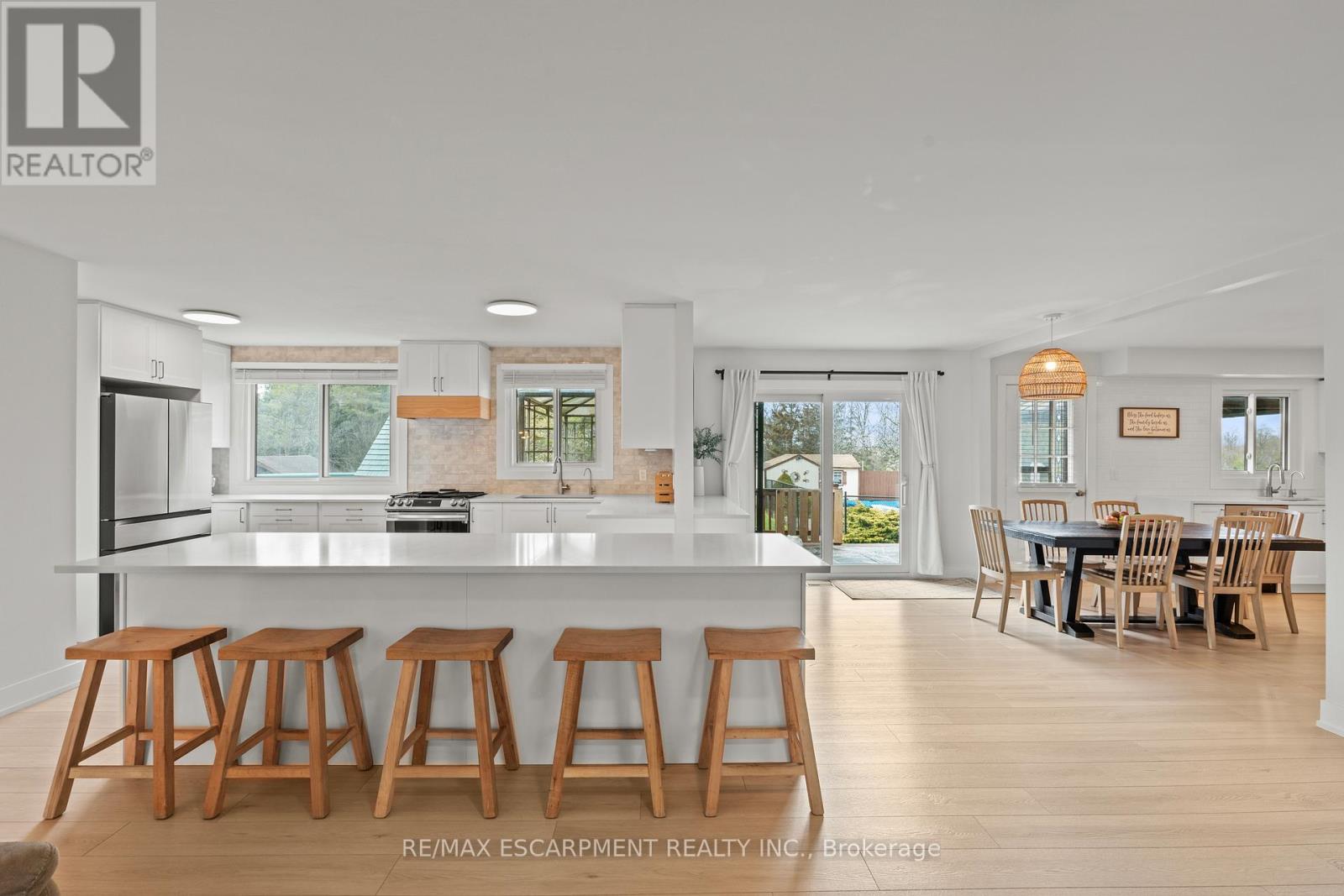 5090 BLACKHEATH ROAD - 9