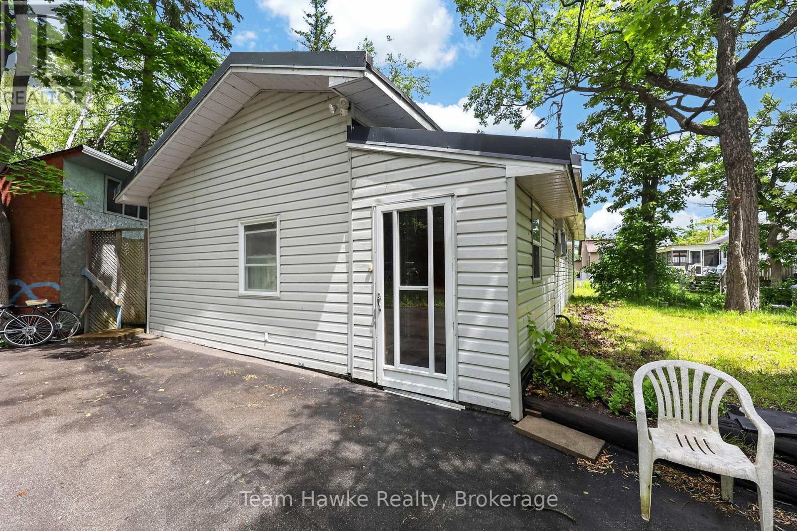 32 LONG POINT ROAD - 3
