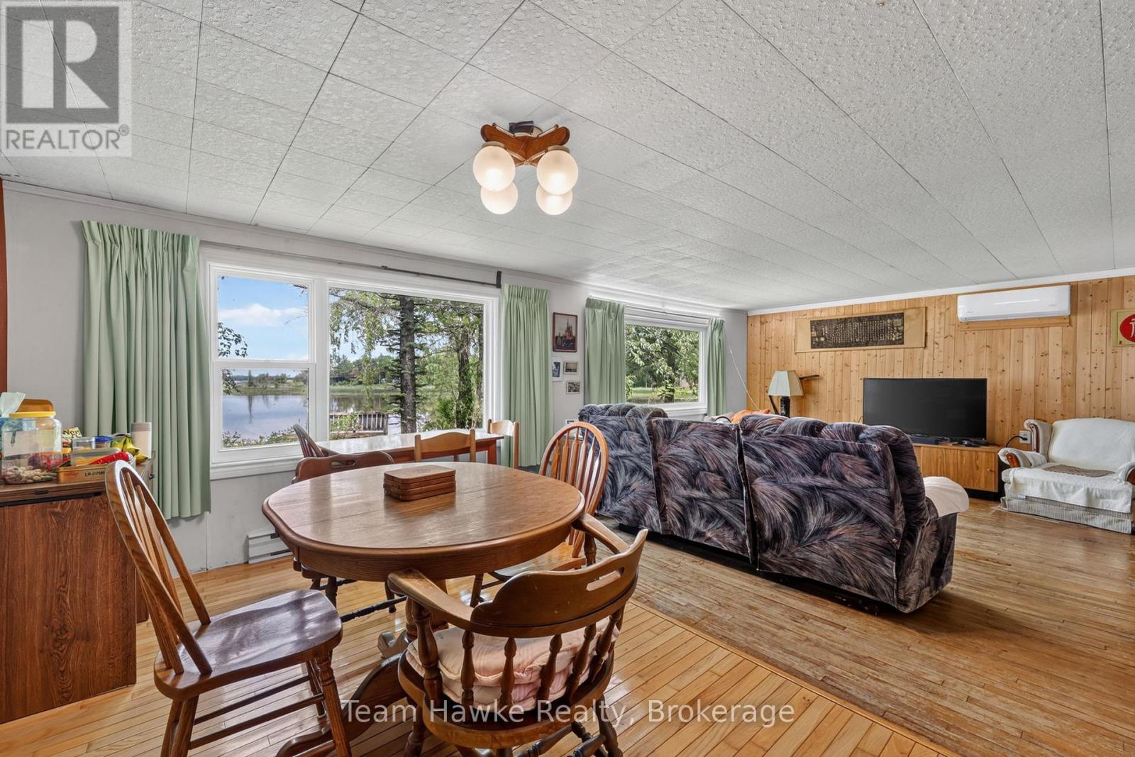 32 LONG POINT ROAD - 8