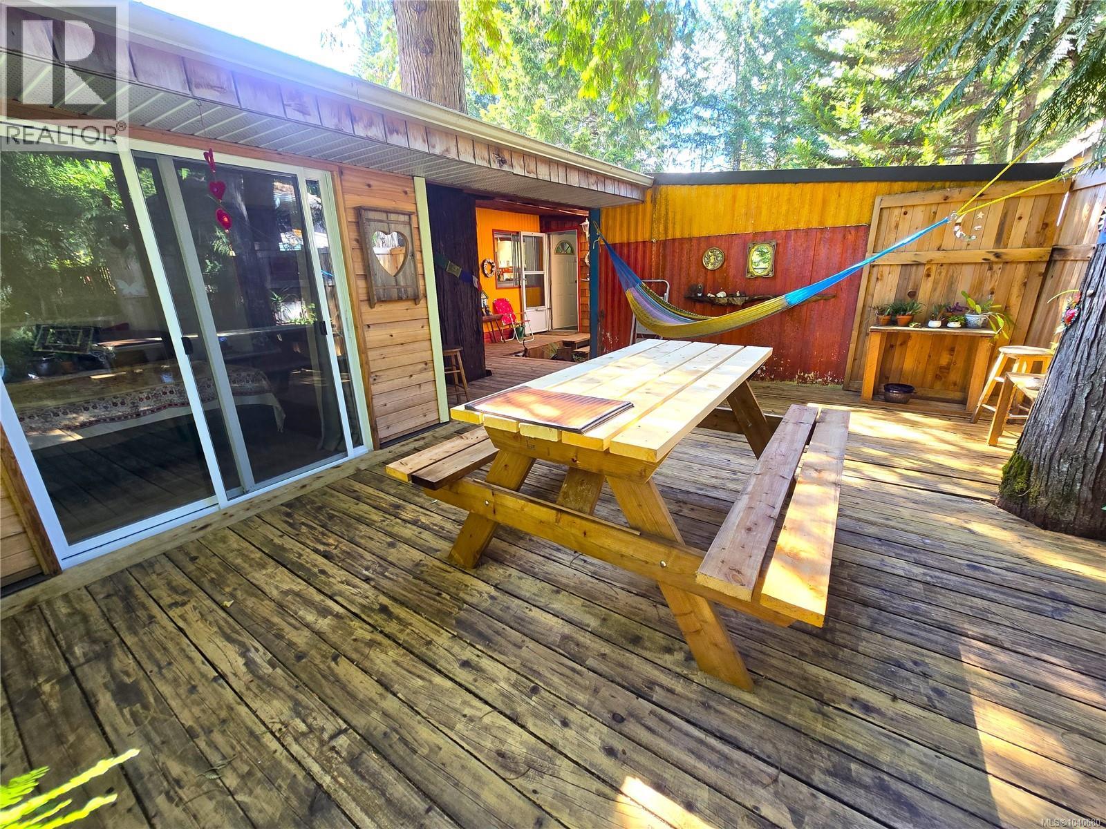 #43 10325 Lakeshore Rd - 27