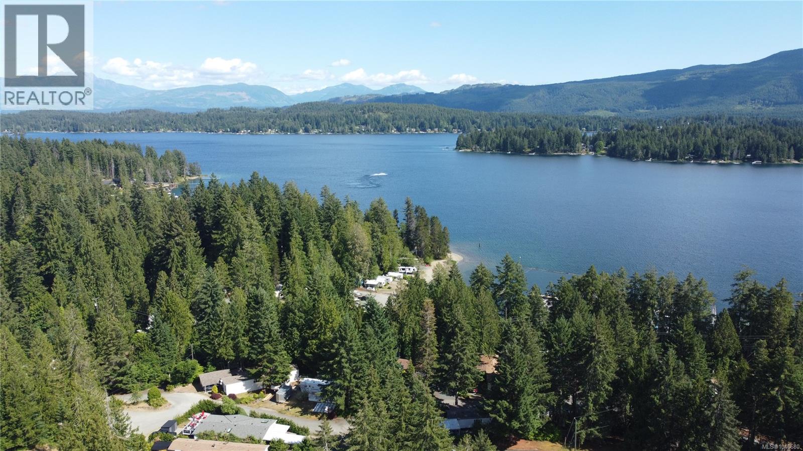 #43 10325 Lakeshore Rd - 36