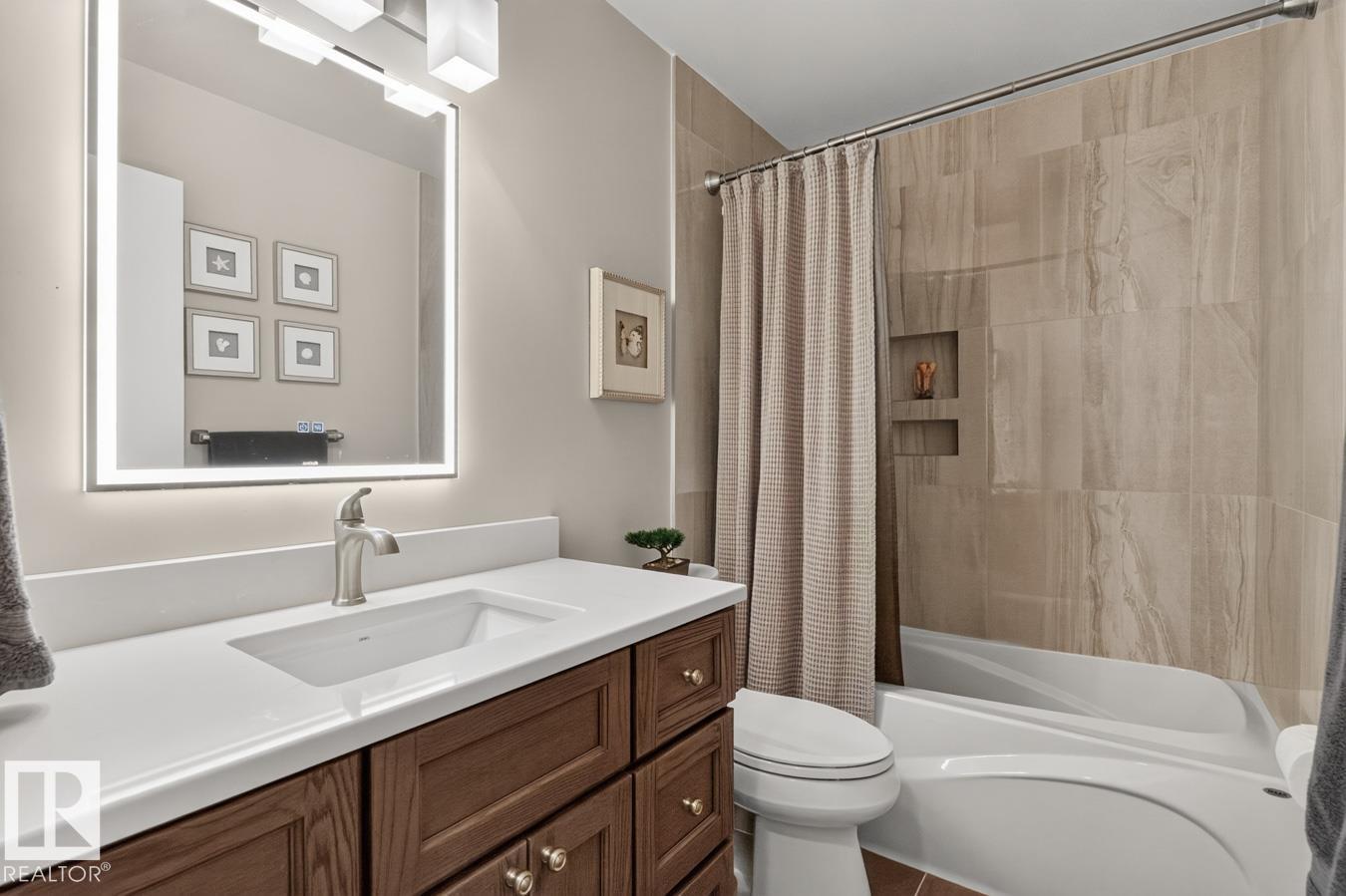 43 MANCHESTER DR — photo 30