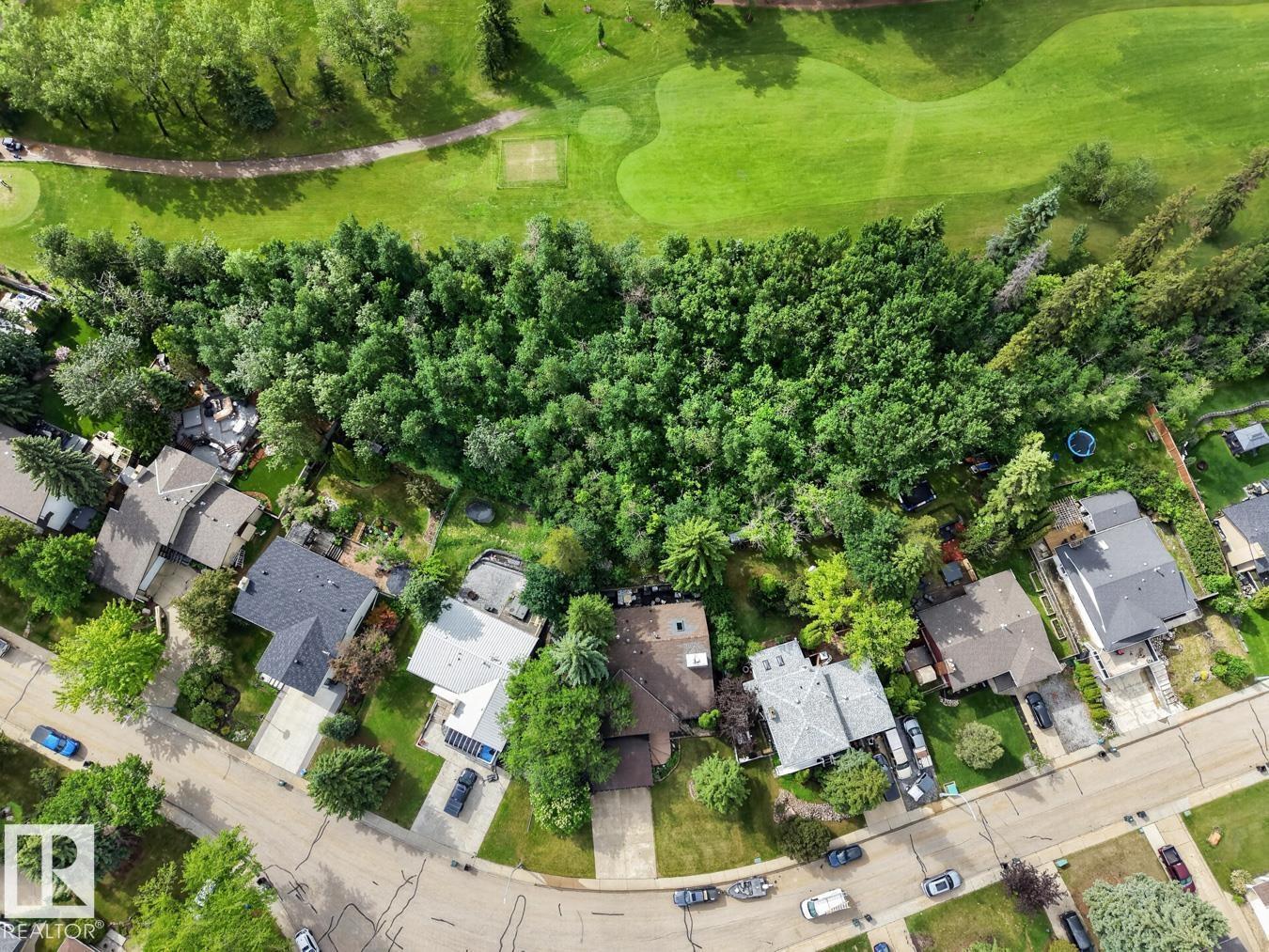 43 MANCHESTER DR — photo 51