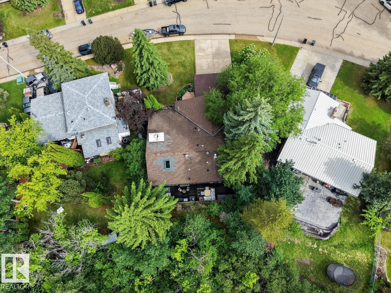 43 MANCHESTER DR — photo 56