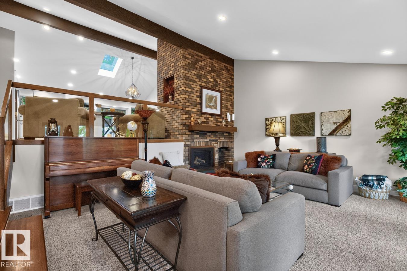 43 MANCHESTER DR — photo 6
