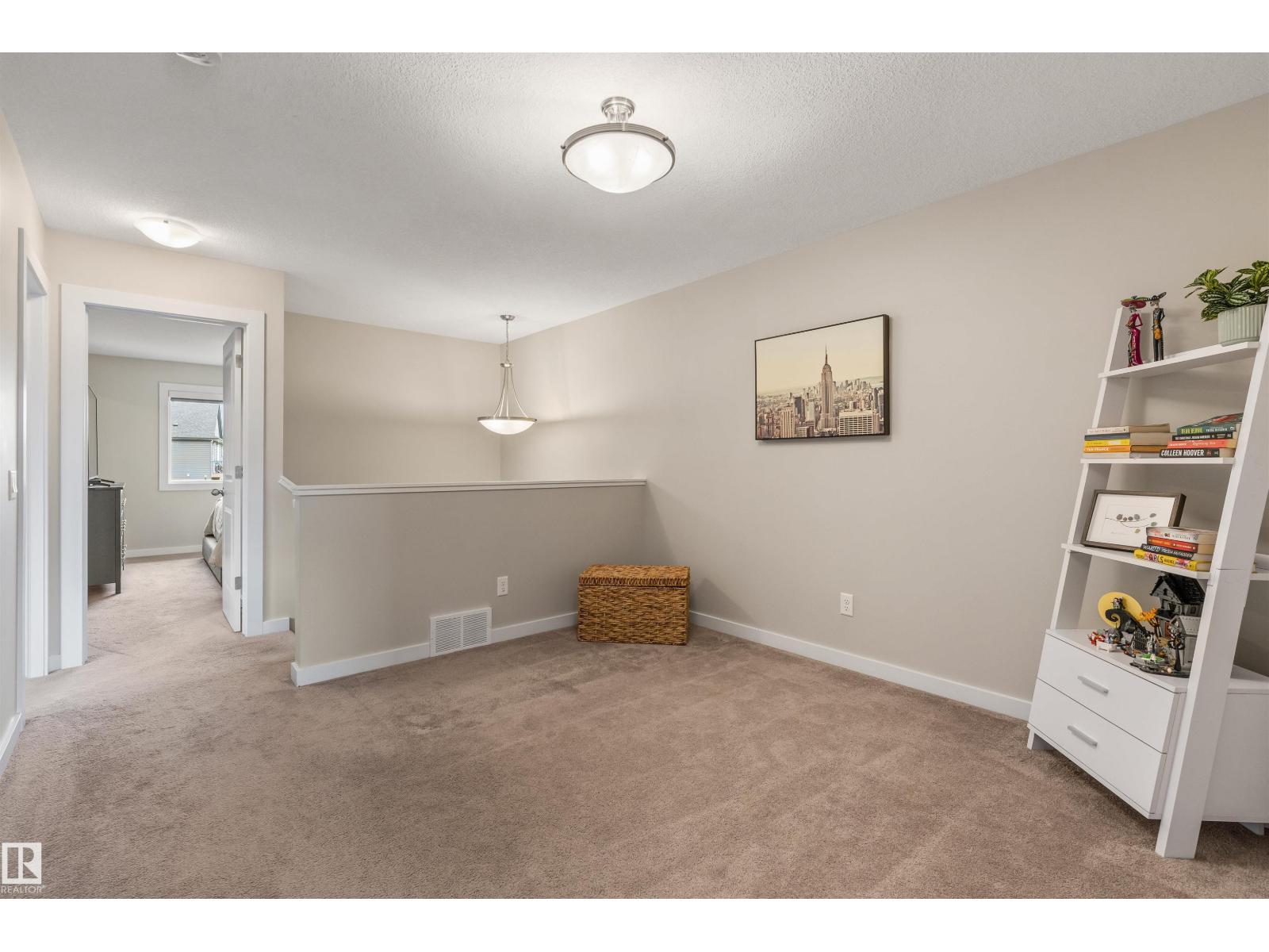 20530 128 AV NW — photo 21