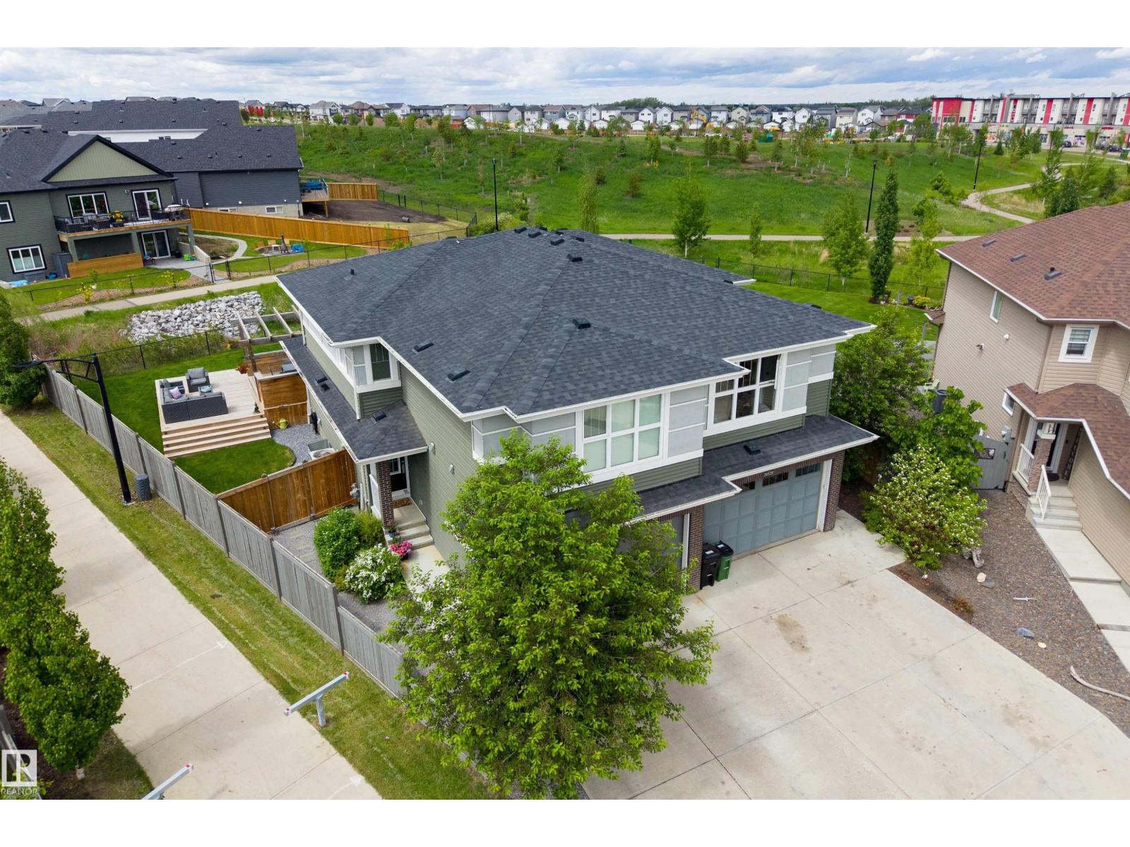 20530 128 AV NW — photo 45