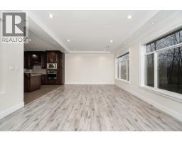 3701 Lincoln Avenue, Coquitlam, BC V3E3H8 Photo 12