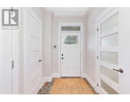 Mud room - 141 Snowbridge Way, Blue Mountains, ON L9Y0V1 Photo 8