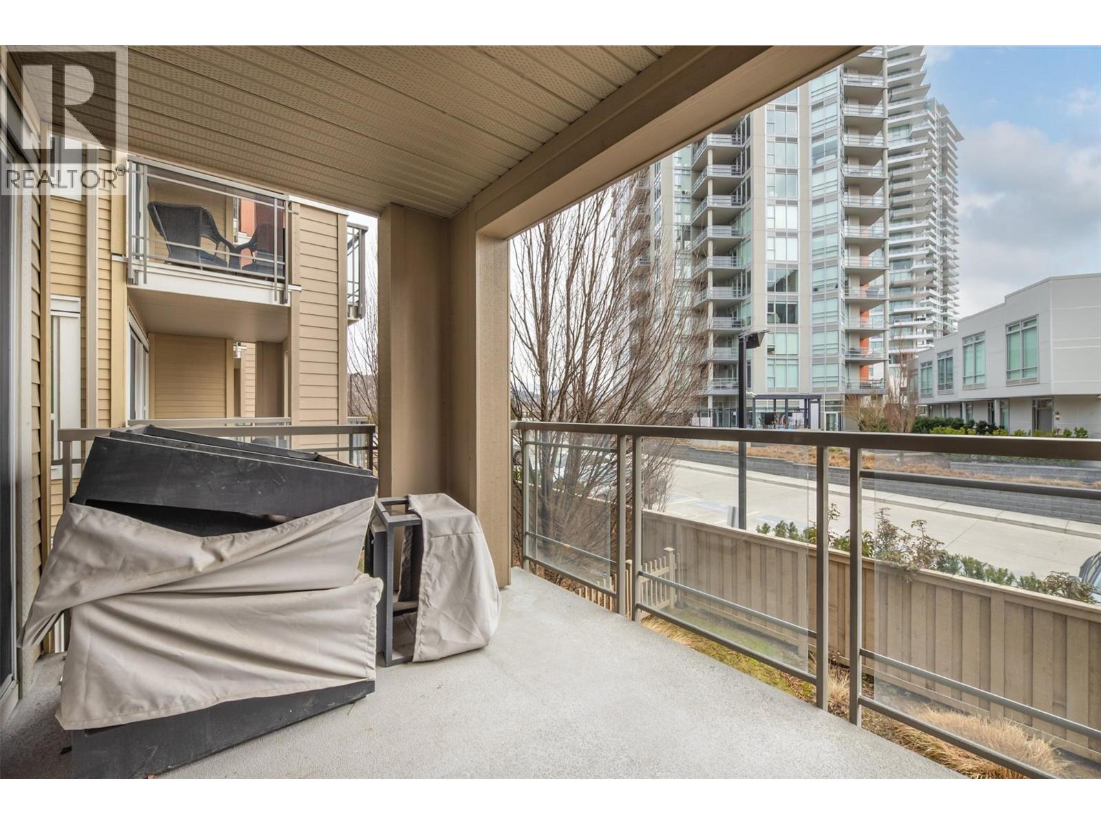 226 1099 Sunset Drive, Kelowna