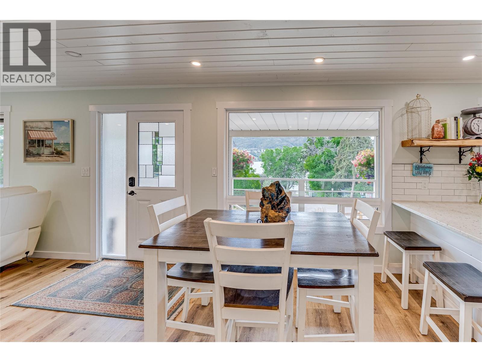 8067 Beachcomber Bay Road, Vernon