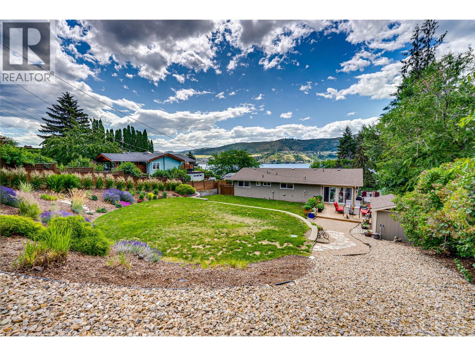 8067 Beachcomber Bay Road, Vernon