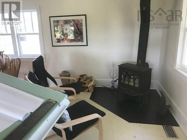 2041 Clarence Road - 7