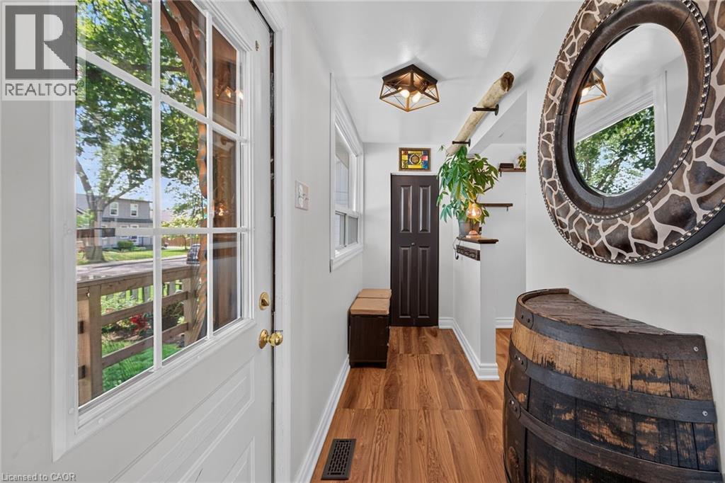 331 GUELPH Street - 11