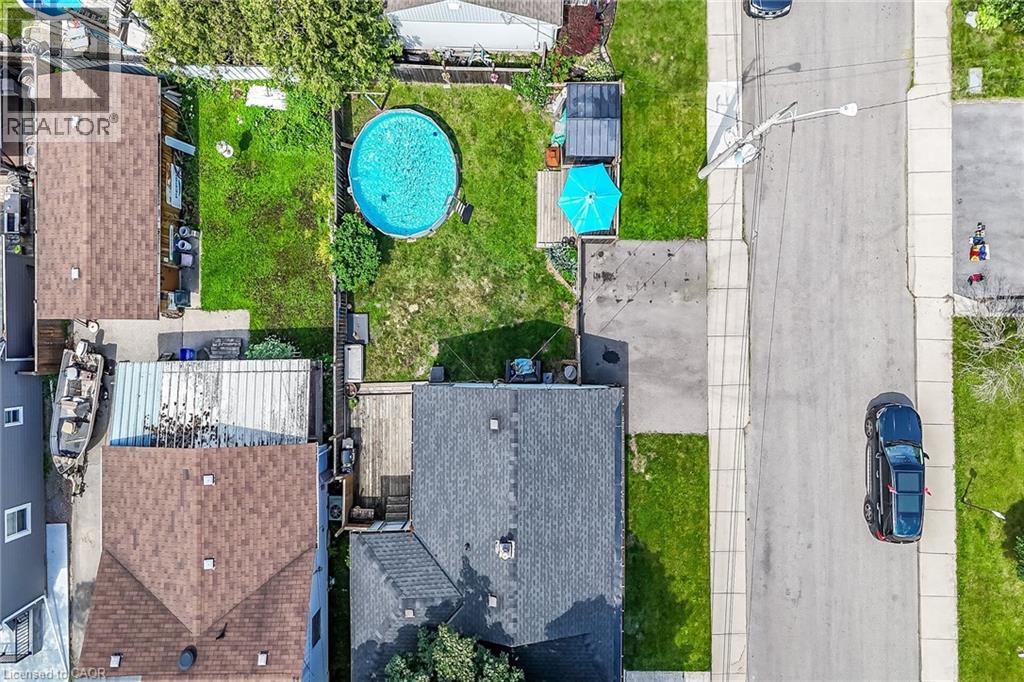 331 GUELPH Street - 38
