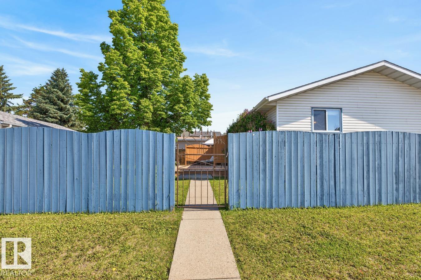 6930 11 AV NW — photo 36