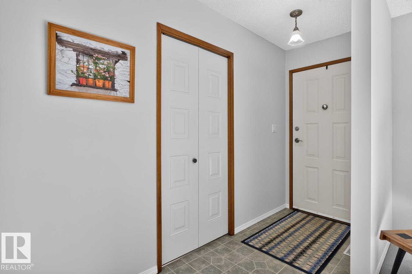 6930 11 AV NW - photo 4