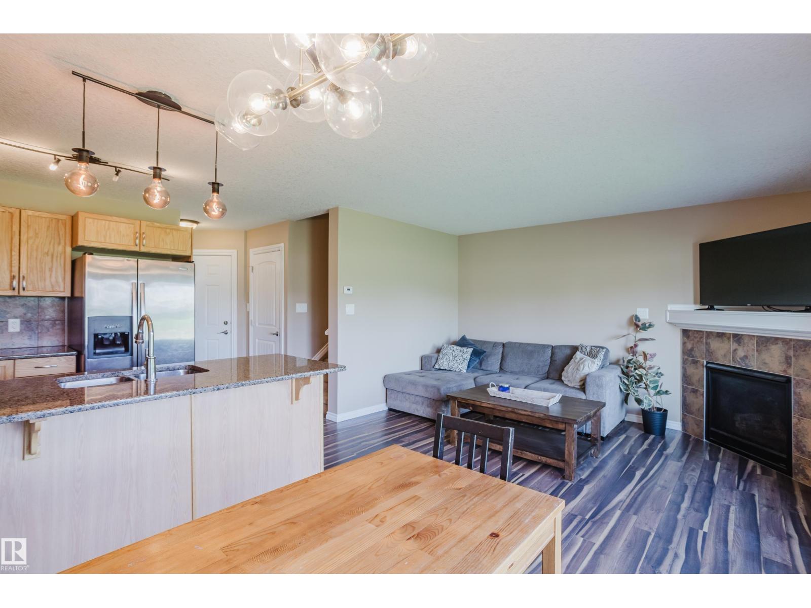 #106 5420 GRANT MACEWAN BV - 17