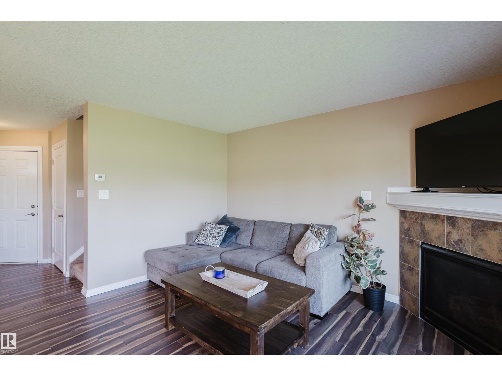 #106 5420 GRANT MACEWAN BV - 18