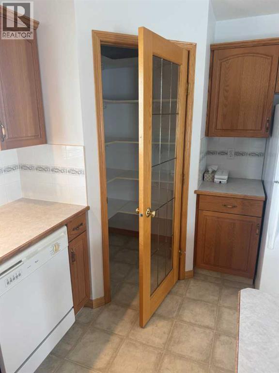 22 Julia Place — photo 19