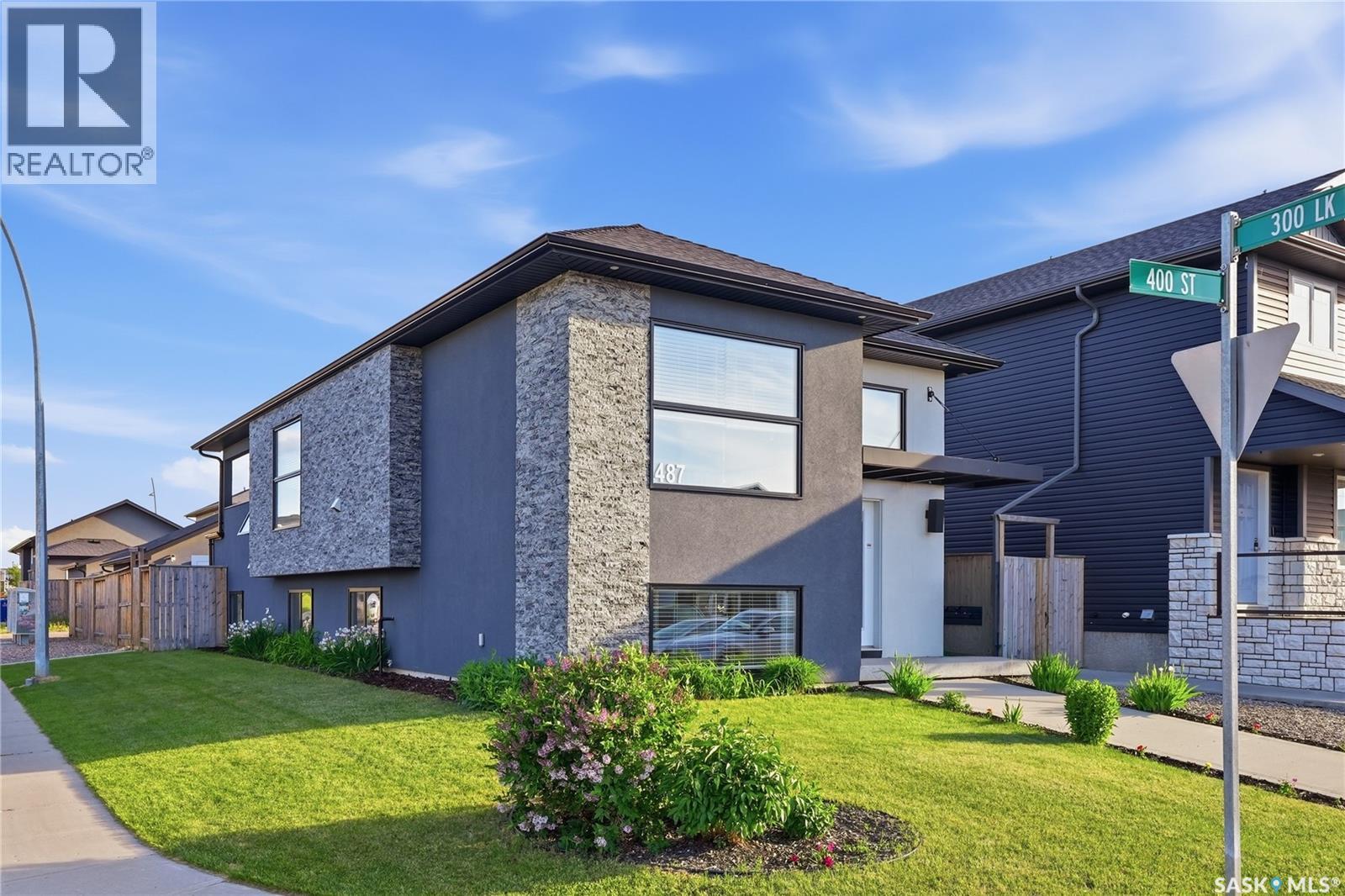 487 Kloppenburg STREET - 1