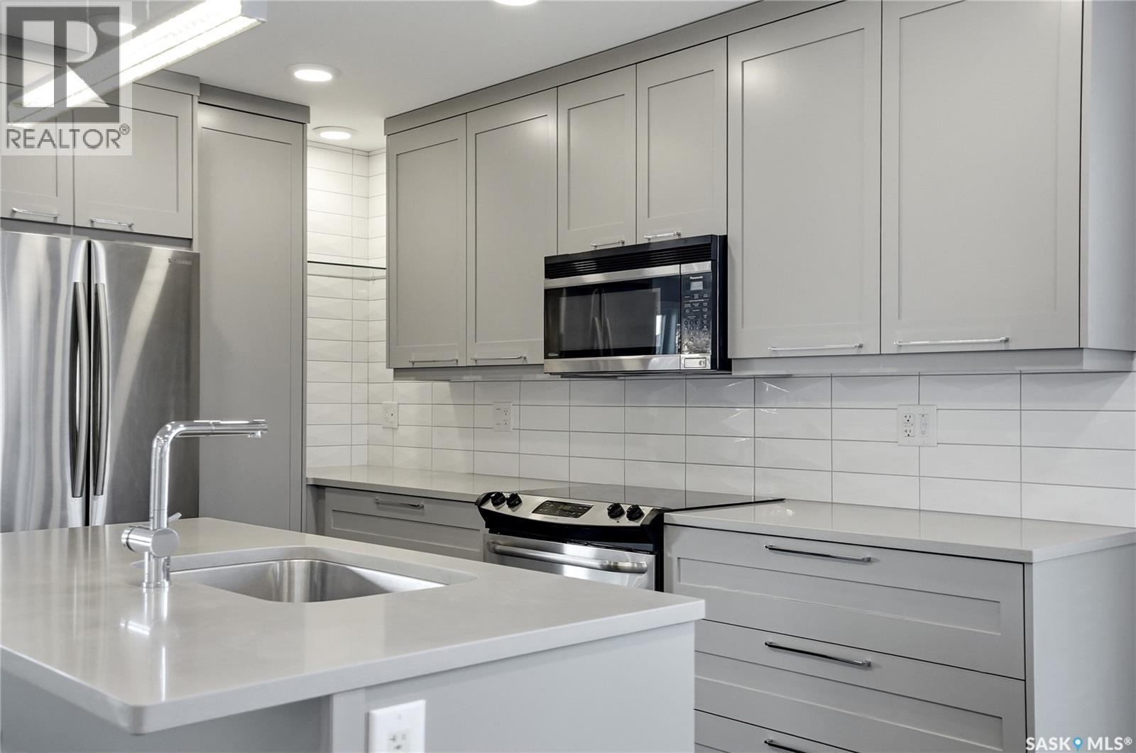 487 Kloppenburg STREET - 12