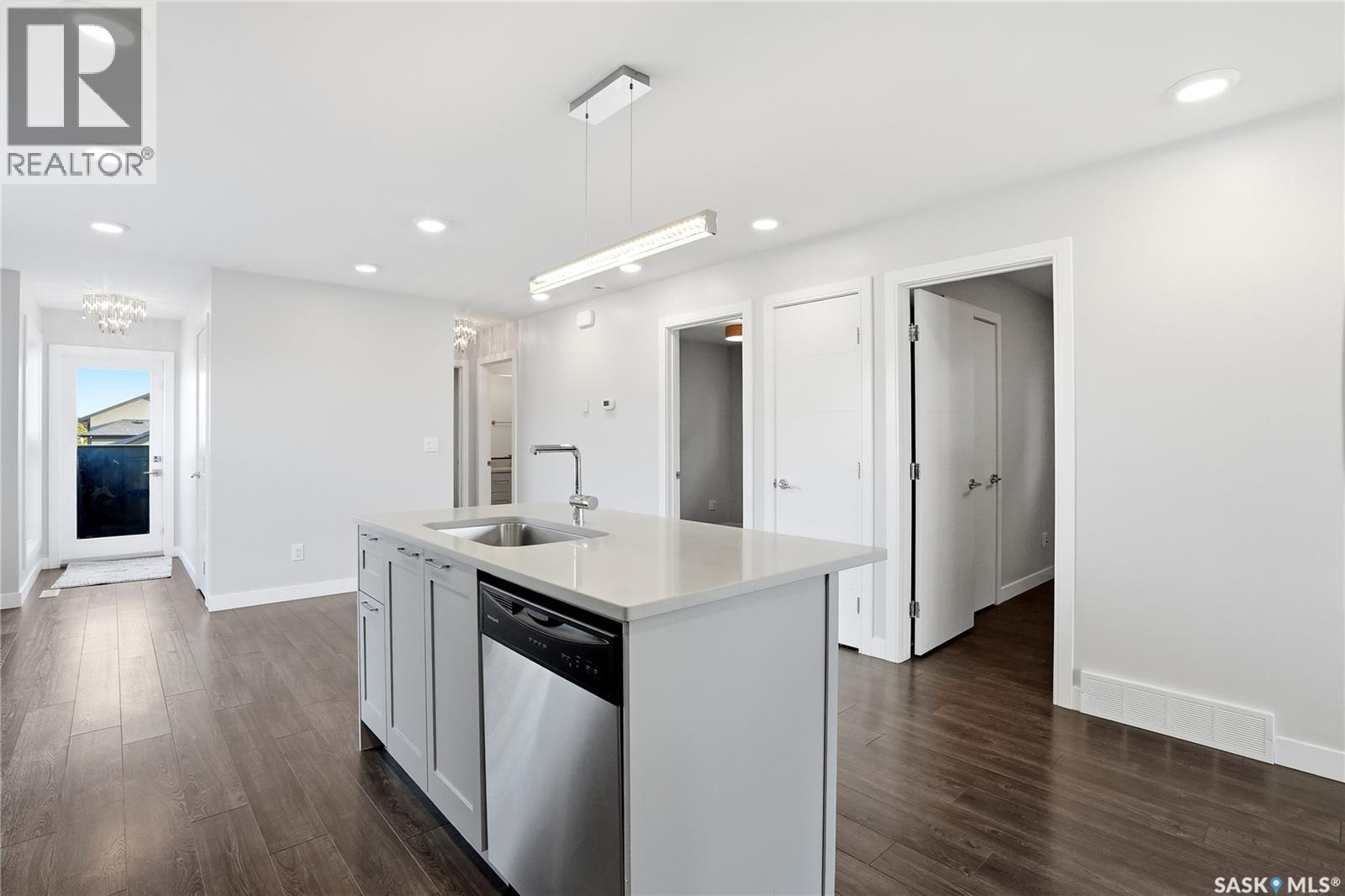 487 Kloppenburg STREET - 15