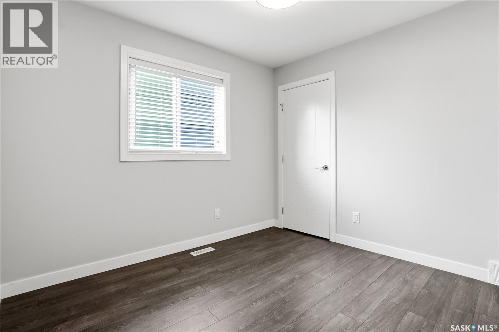 487 Kloppenburg STREET - 22