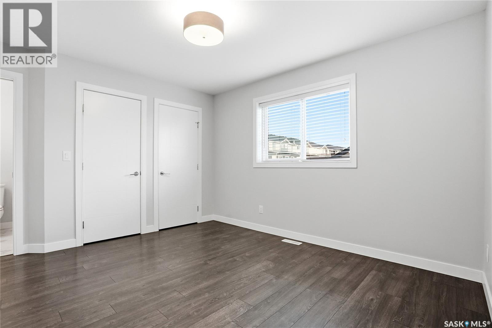 487 Kloppenburg STREET - 25