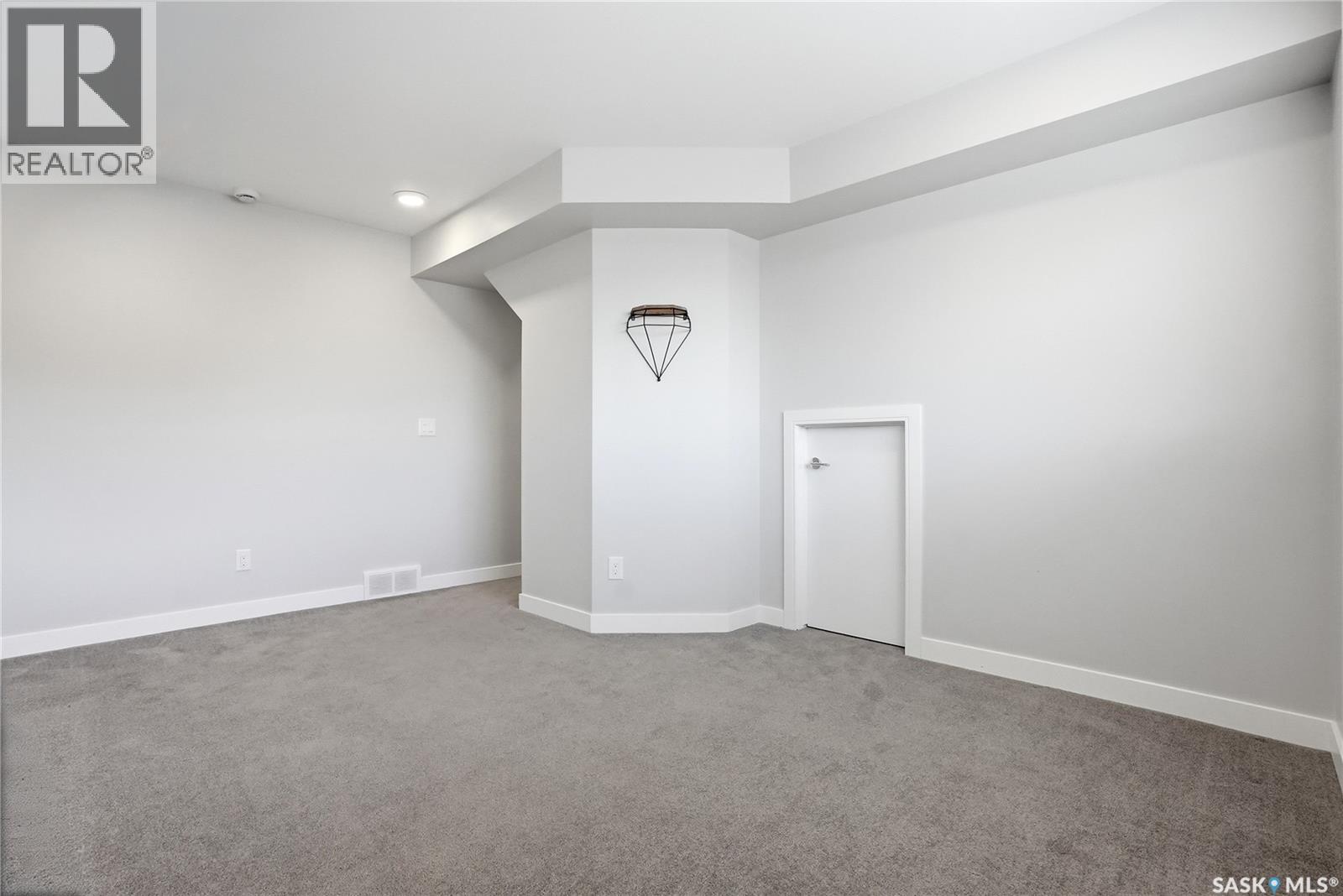 487 Kloppenburg STREET - 31