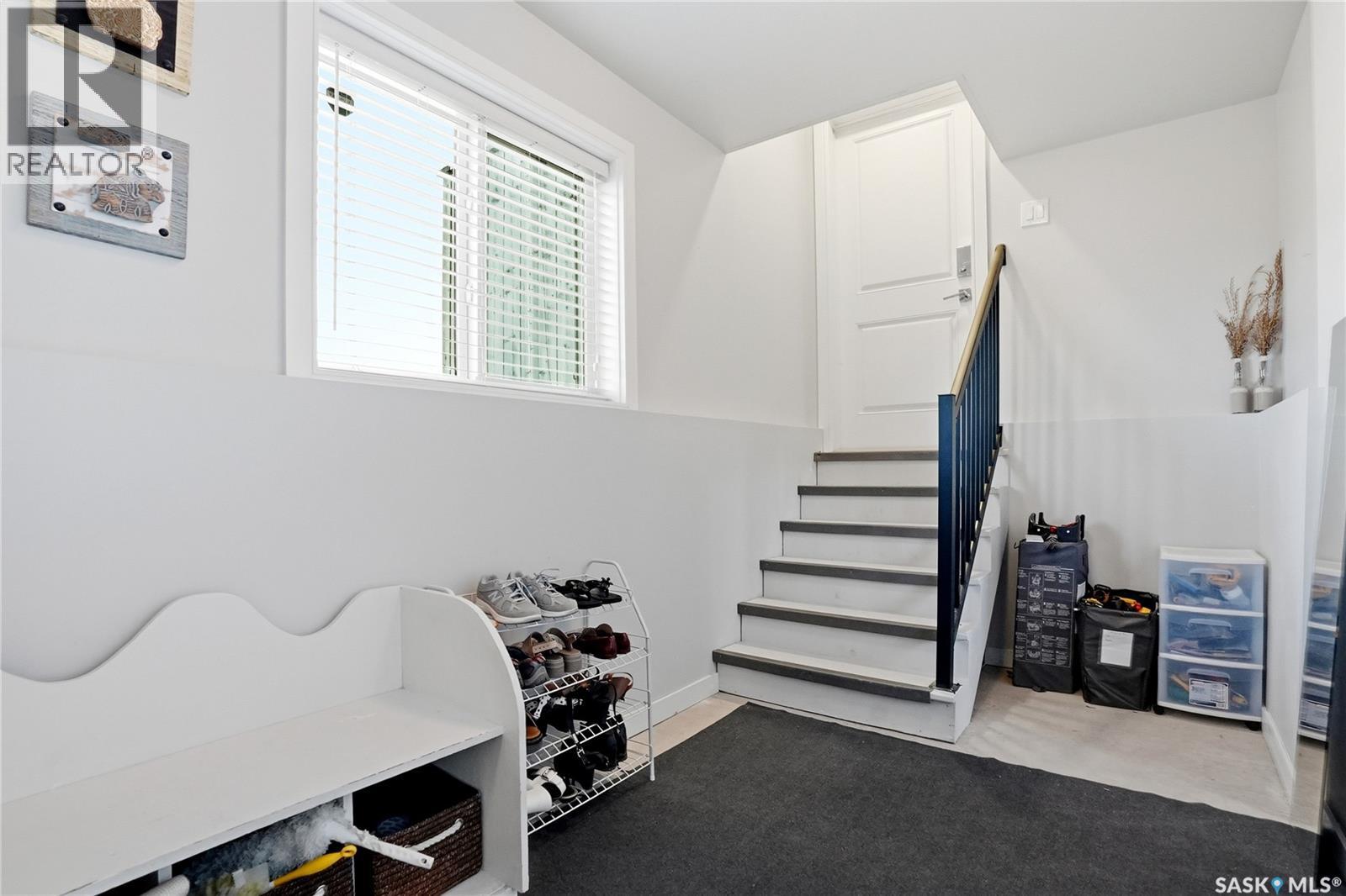 487 Kloppenburg STREET - 32