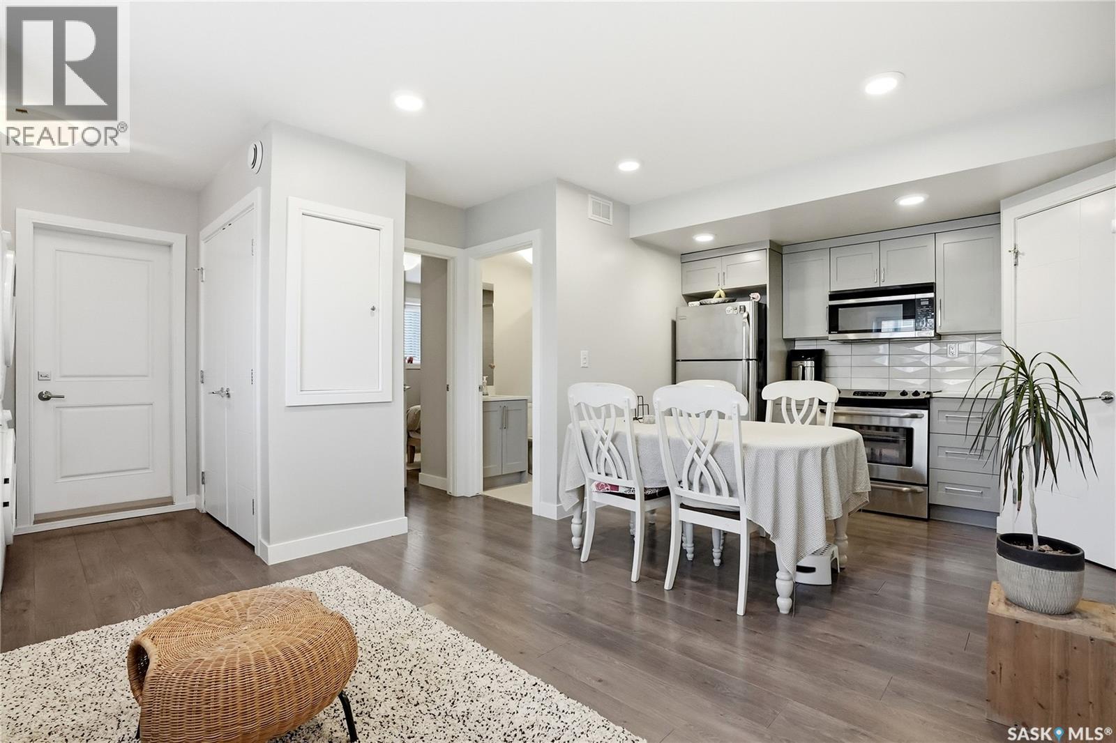 487 Kloppenburg STREET - 36