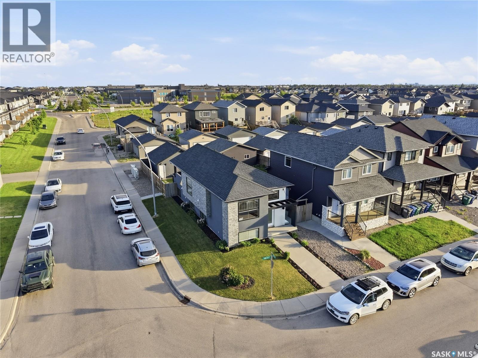 487 Kloppenburg STREET - 57